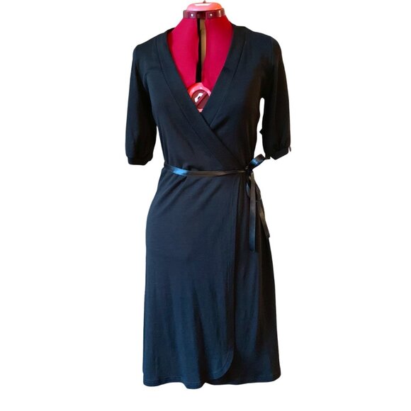 H&M - Black classic wrap dress with peasant sleeves with ribbon details - US 6 - Picture 1 of 12